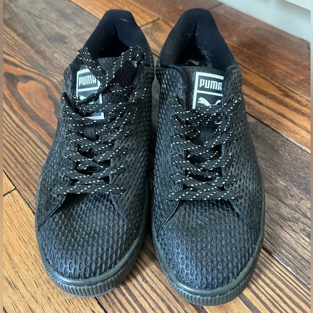 Puma Black Knit Sneakers Sleek Design